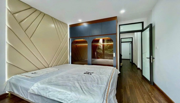 CHO THUÊ NHÀ Ở GĐ, NHÓM 3N NGÕ 101 ĐÀO TẤN, 4 TẦNG, 25M2, MT 4M, 3 NGỦ, 8.5 TRIỆU
